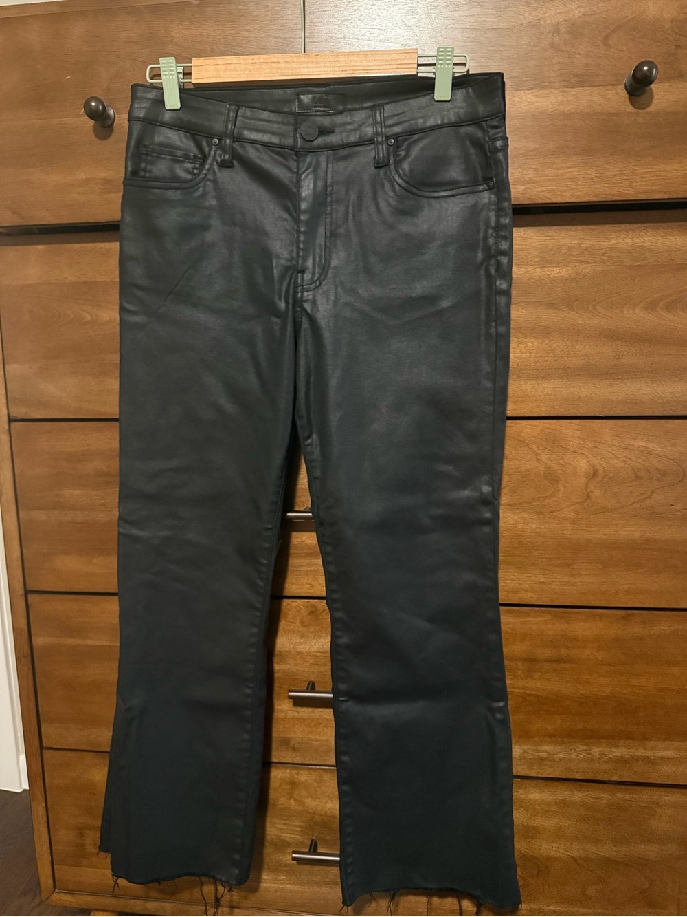 KUT From The Kloth Kelsey High Rise Ankle Flare – Black Coated – Size 8